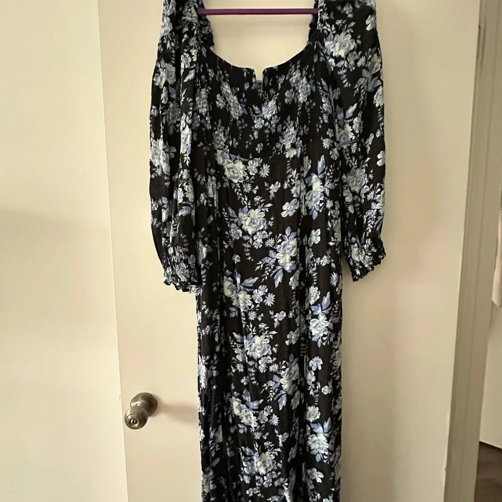 Free People smocked square
